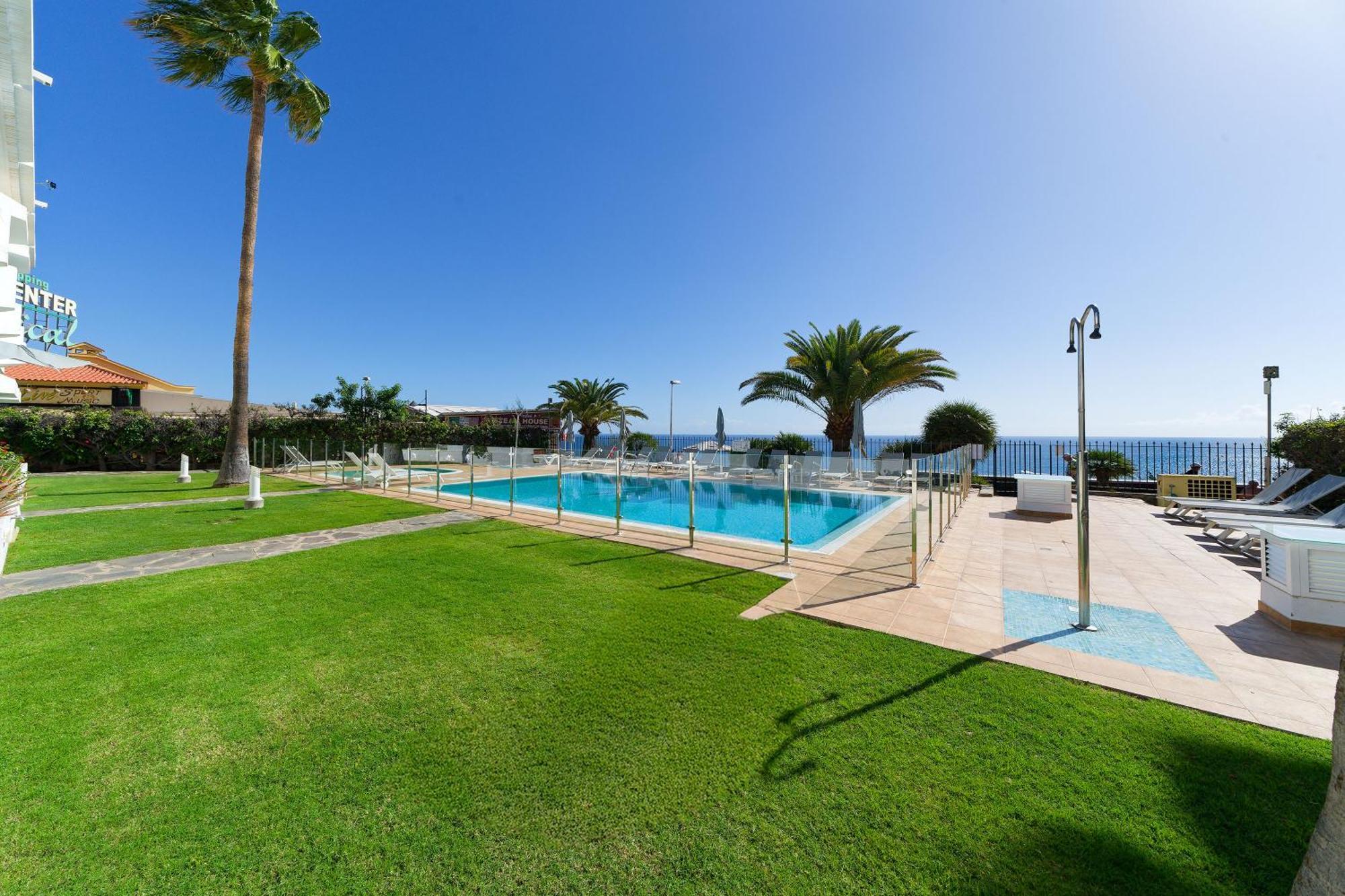 Salt Apartments Reina Sol Плая дел Инглес Екстериор снимка